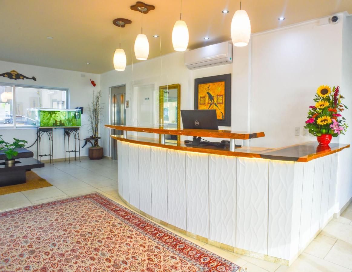 Hotel 12 Bees By Kavia Playa del Carmen Exterior photo