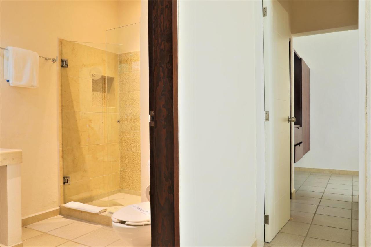 Hotel 12 Bees By Kavia Playa del Carmen Exterior photo